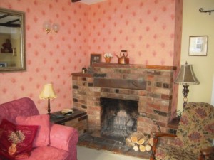 Sitting room with view of fireplace